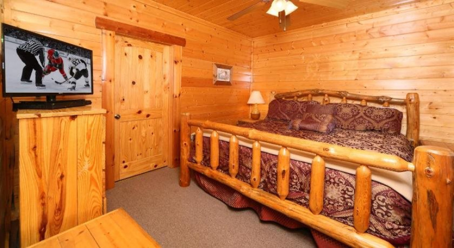 Rising Eagle Lodge by RedAwning