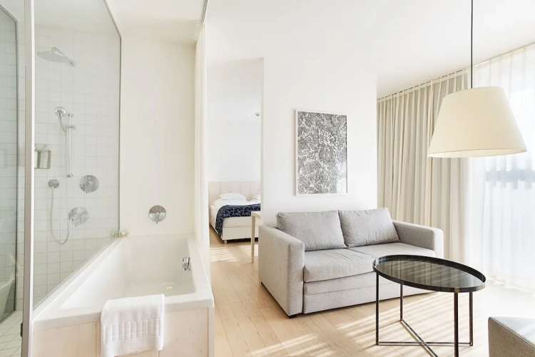 Classic Suite with balcony