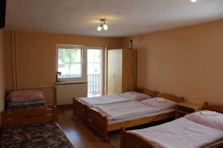 Standard Quintuple room