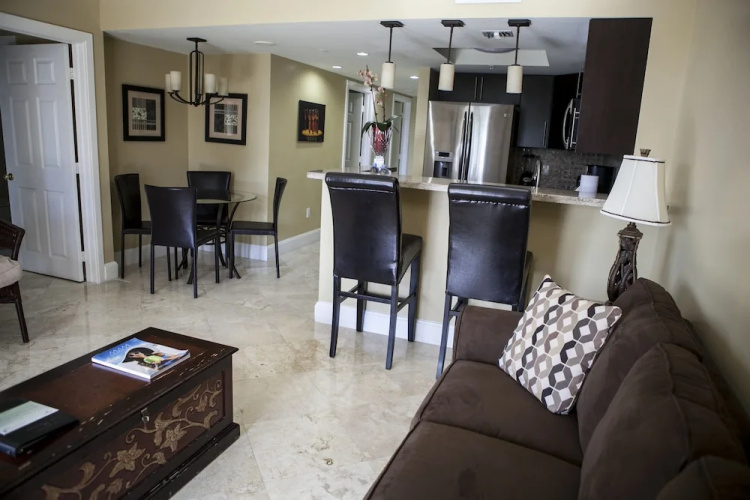 Private Residences at Mutiny Park