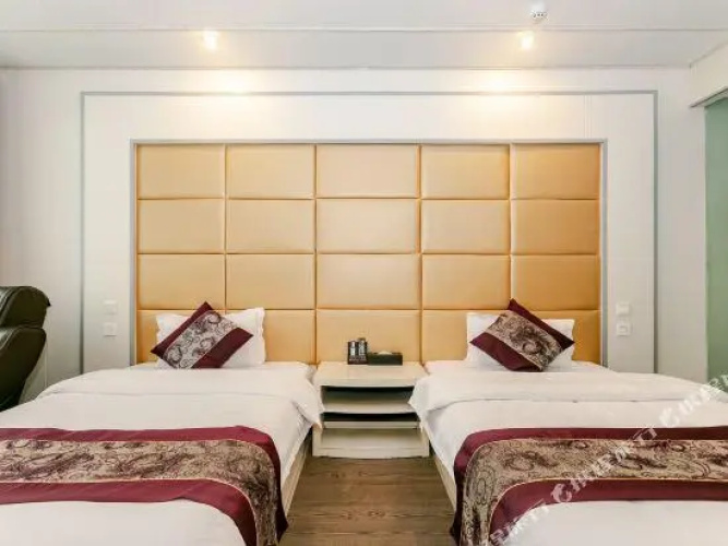 Tianhao Business Hotel