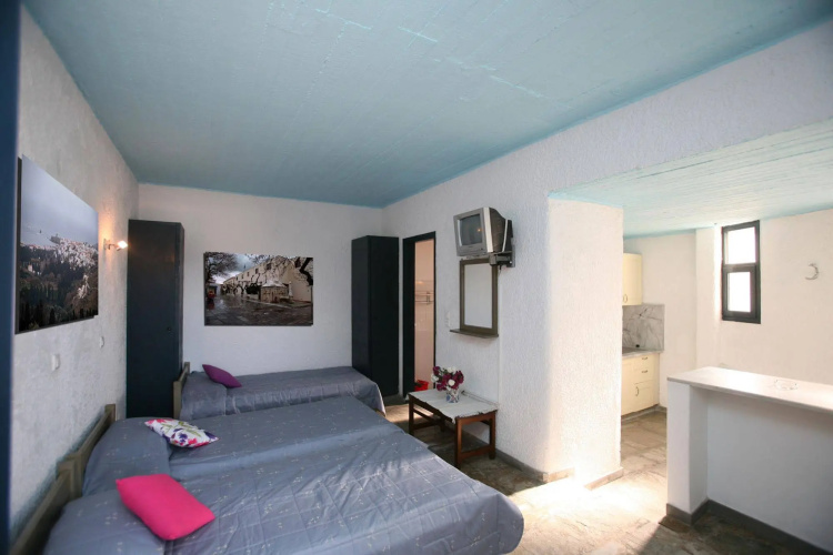 St George Studios Apartments