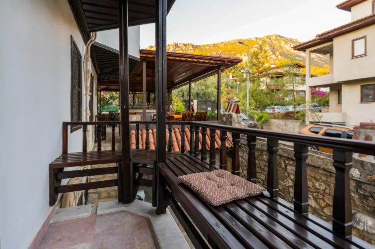 Liya Boutique Hotel & Suites