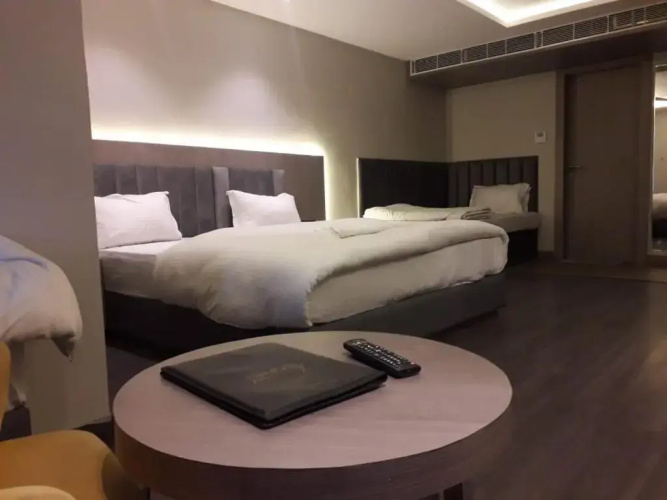 Hotel The Legend