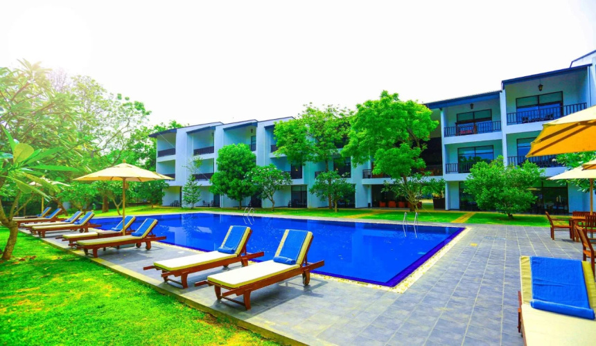 Grand Tamarind Lake