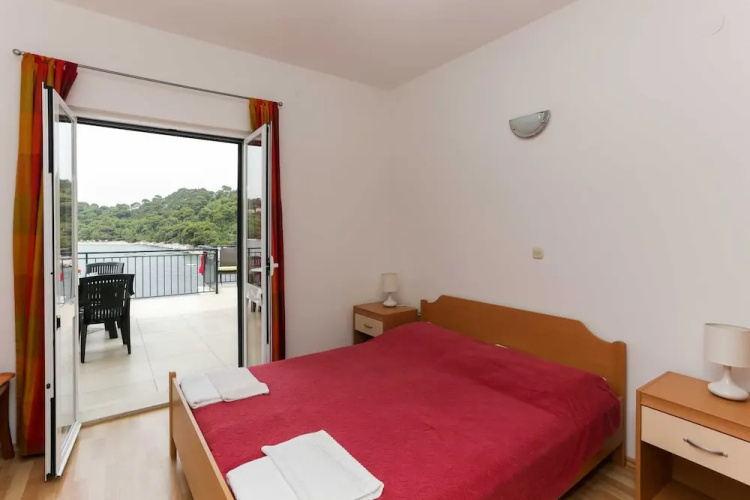 Apartments Posta
