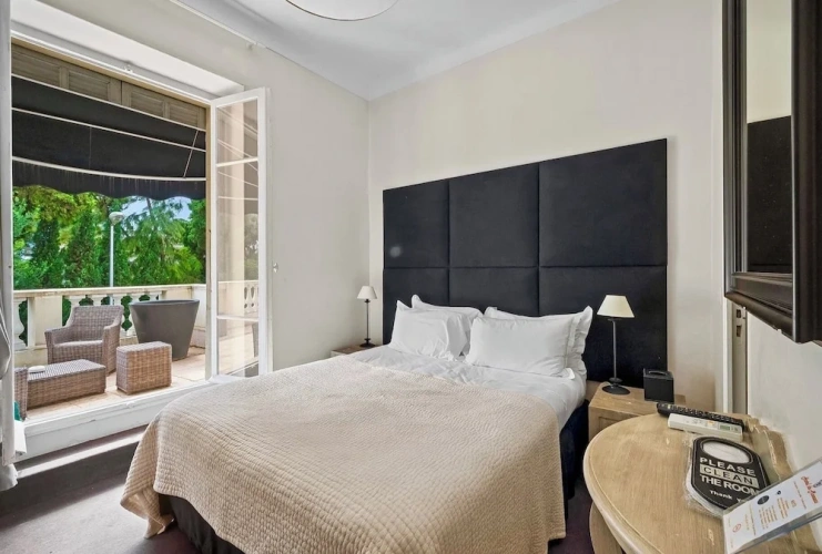 Deluxe Double room with balcony