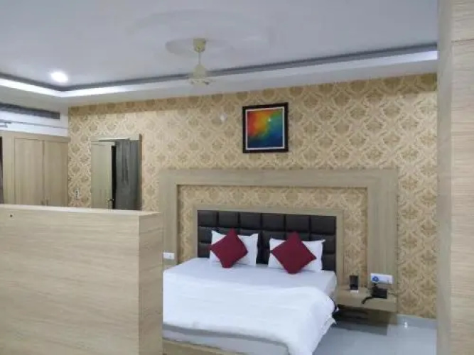 Hotel Royal Palace - Sagar