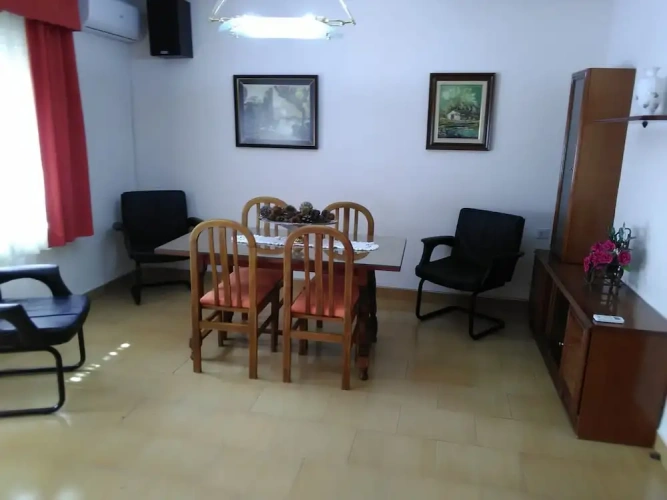 3 Bedrooms Apartment