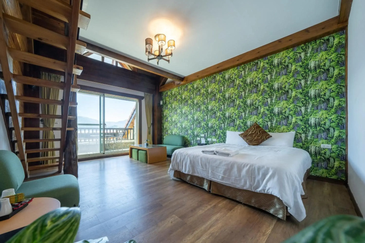 Egmont Resort