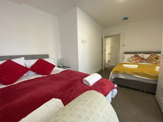 Octagon Apartment 2