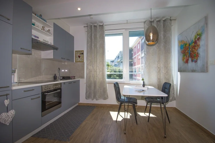 Premium Apartment