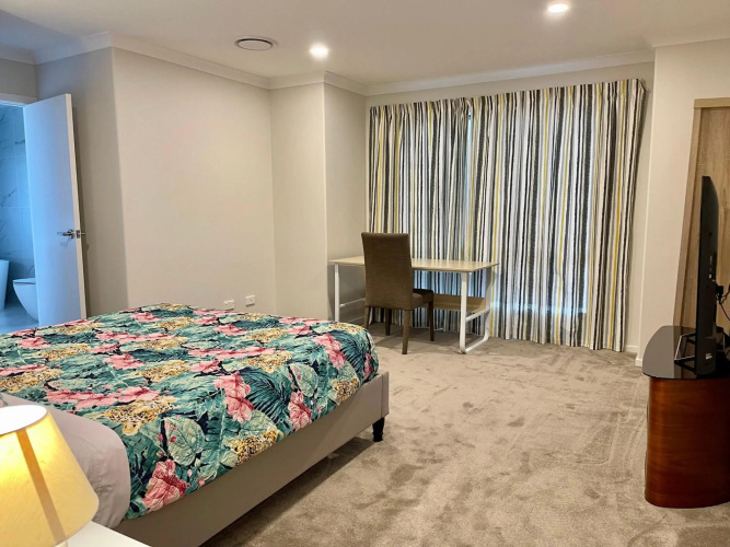 Flat Bush Private Ensuite