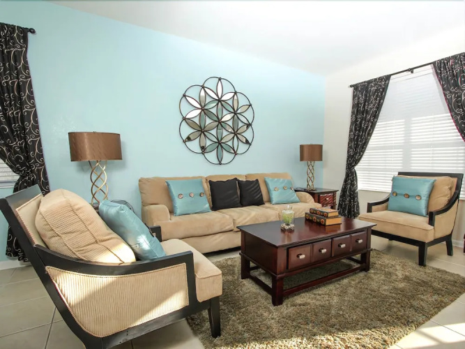 2574 Archfeld Windsor Hills