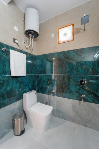 Deluxe room with balcony and with city view