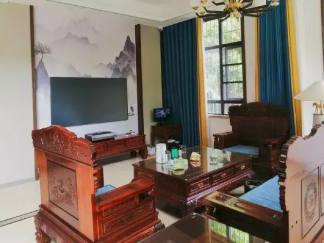 Xinyang Mountain B&B