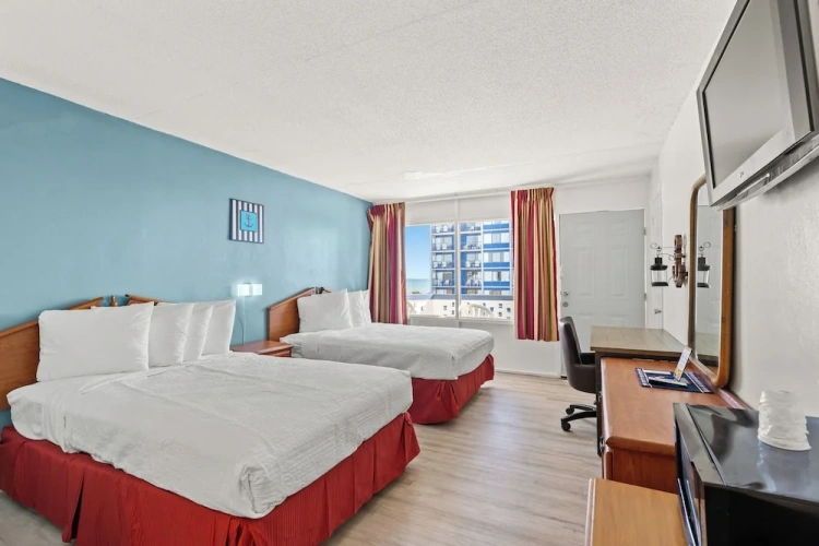 Standard Quadruple room with ocean view