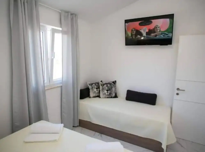 Apartments Sun Dance 2 With Heated Pool
