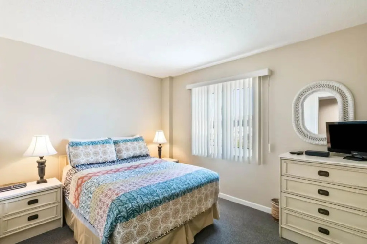 206 Beach Place Condos