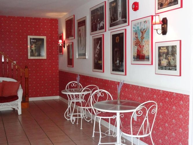 Canterbury Inn