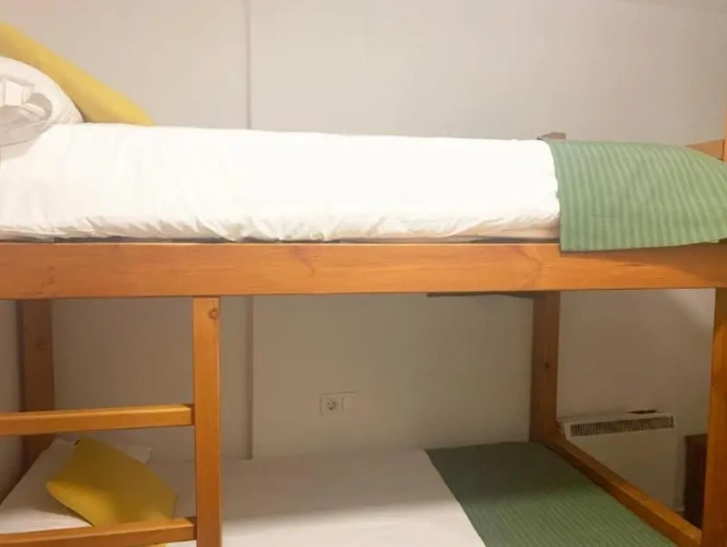 Bed in Dorm with balcony