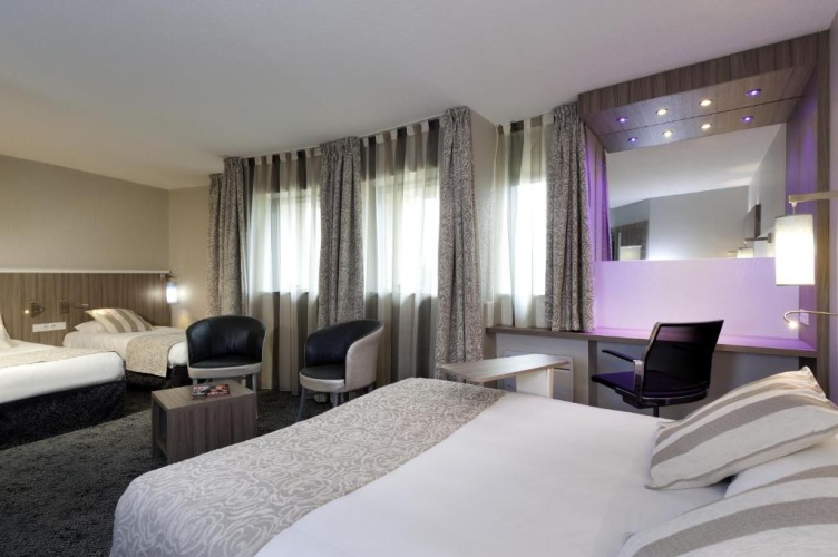 Quadruple Suite