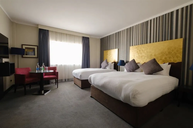 Superior Triple room