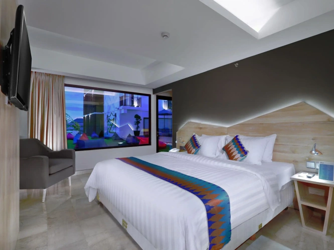 Suite with view
