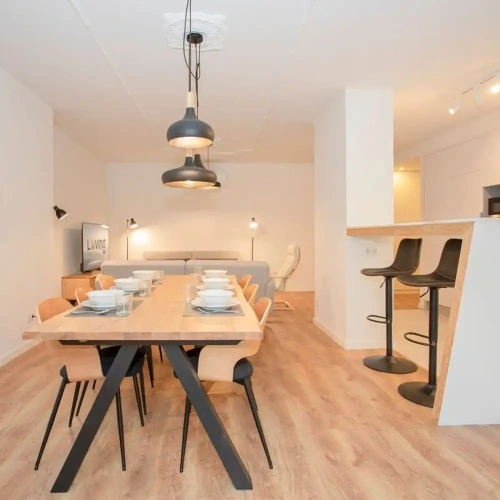Quadruple Apartment