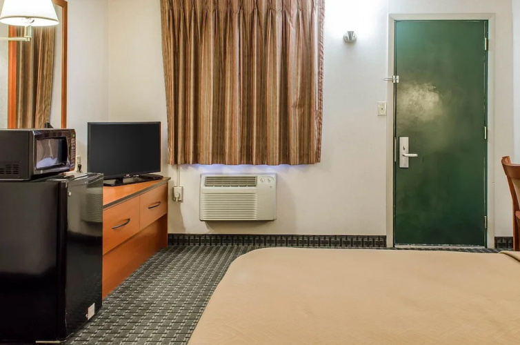 Rodeway Inn State College