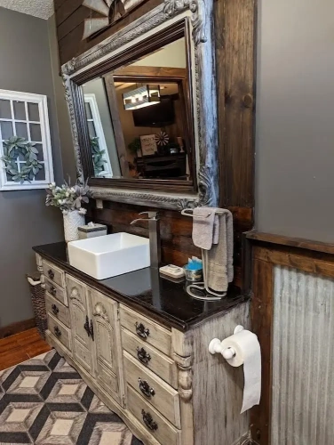 Deluxe Double Suite