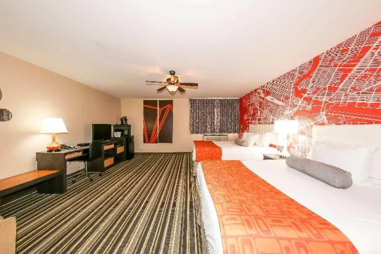 Standard Twin Ground Floor room