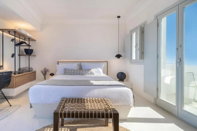 Akra Suites & Spa