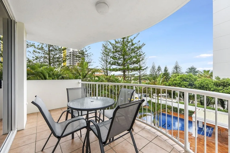 1 Bedroom Apartment with balcony