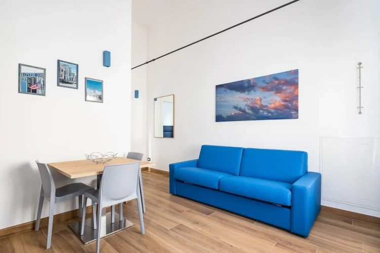 1 Bedroom Club Apartment with balcony