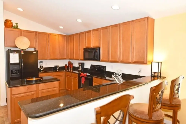 4 Bedrooms Family Cottage