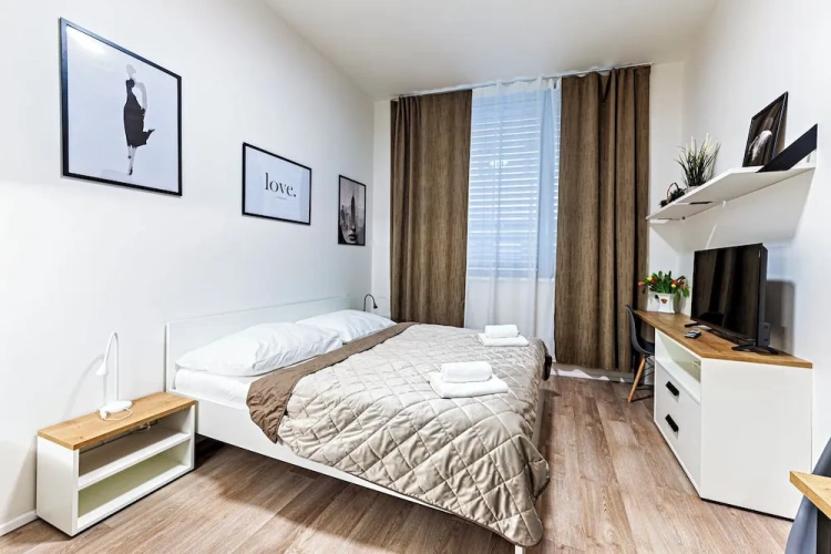 Luxury Studio