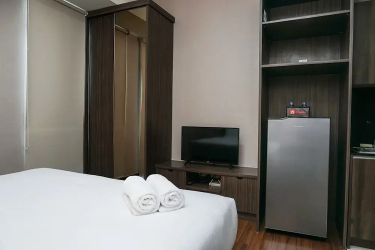 Minimalist Style Puri Orchard Studio Apartment