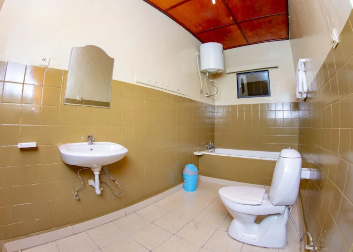 B.Maurice Guest House