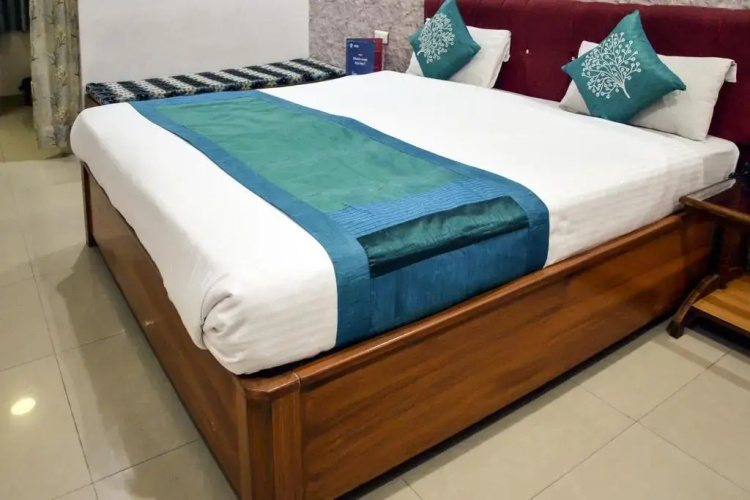 Syona Residency