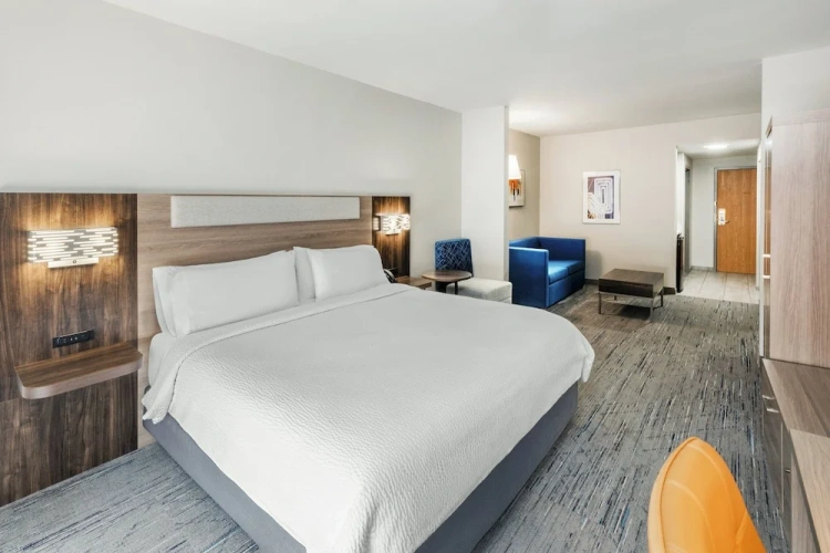 Additional Living Area Double Suite