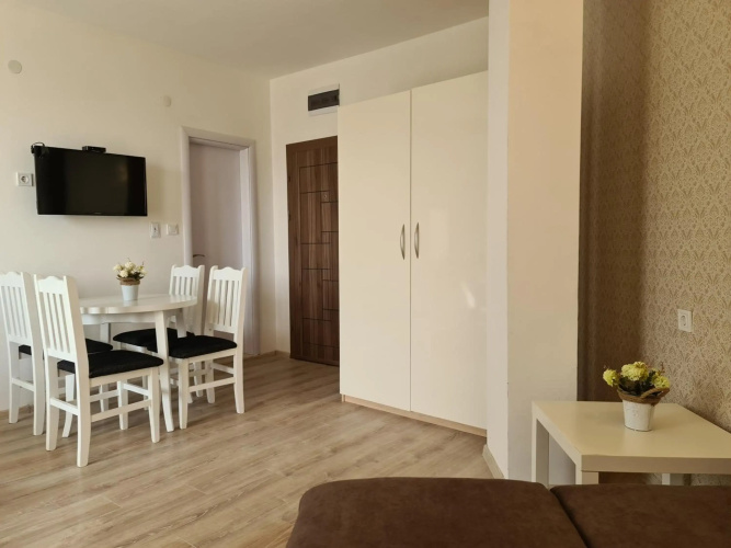 MIDA Apartment