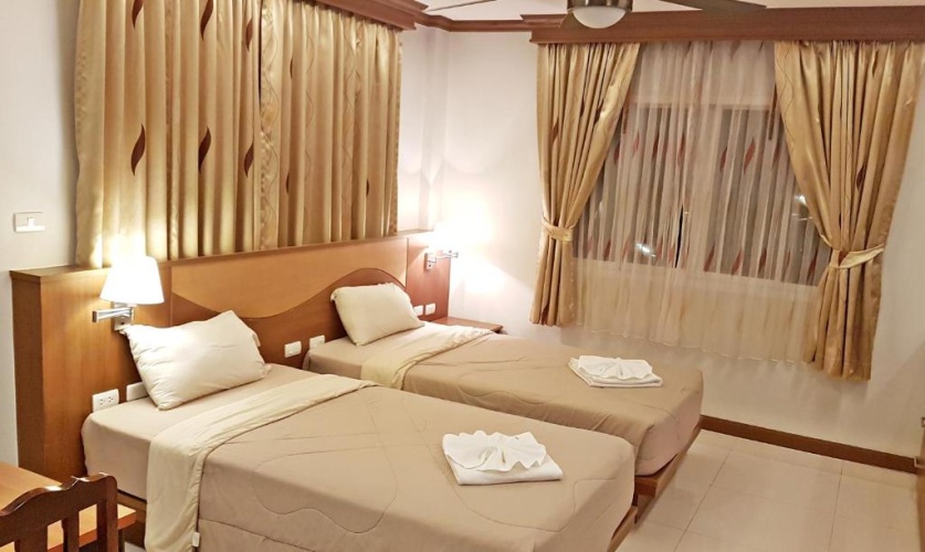 Deluxe Twin room