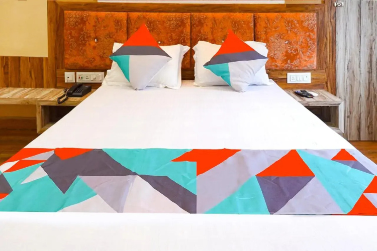 FabHotel Quest