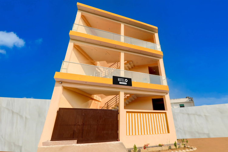 Super OYO Hotel O Arjun Ganj