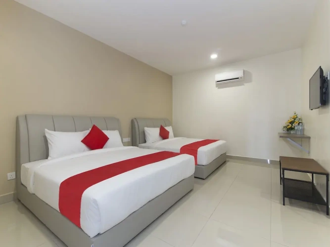 Quadruple Family Suite