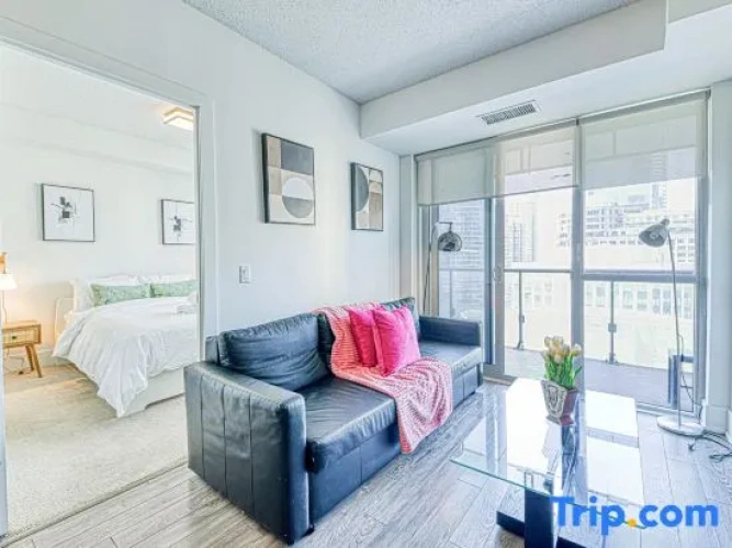 1 Bedroom Suite