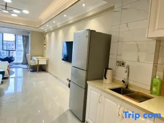 Liangchen Meijing Apartment