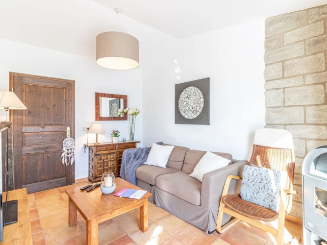 Charming Holiday Home in Empuriabrava With Pool