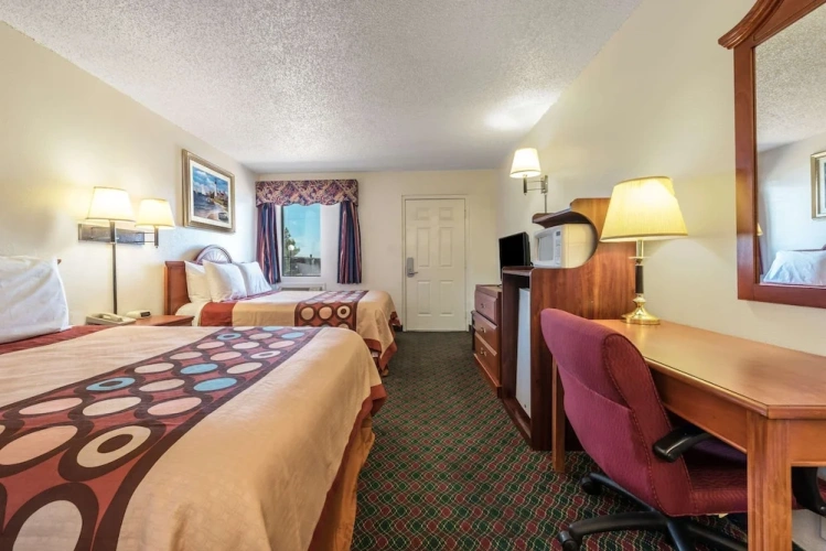 Standard Quadruple room